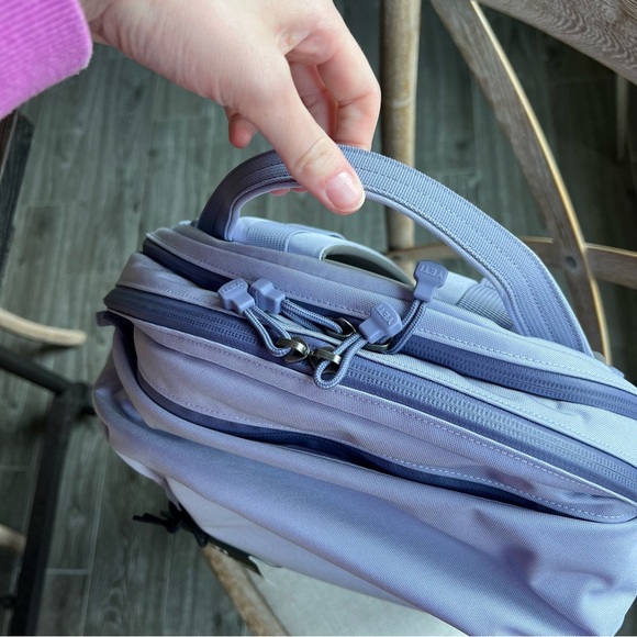 YETI Crossroads 27L Backpack cosmic lilac - Picture 5 of 10